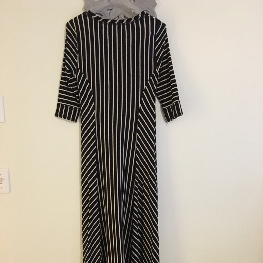 NWOT Gorgeous Saturday Sunday pieced stripe Dress - Picture 4 of 4